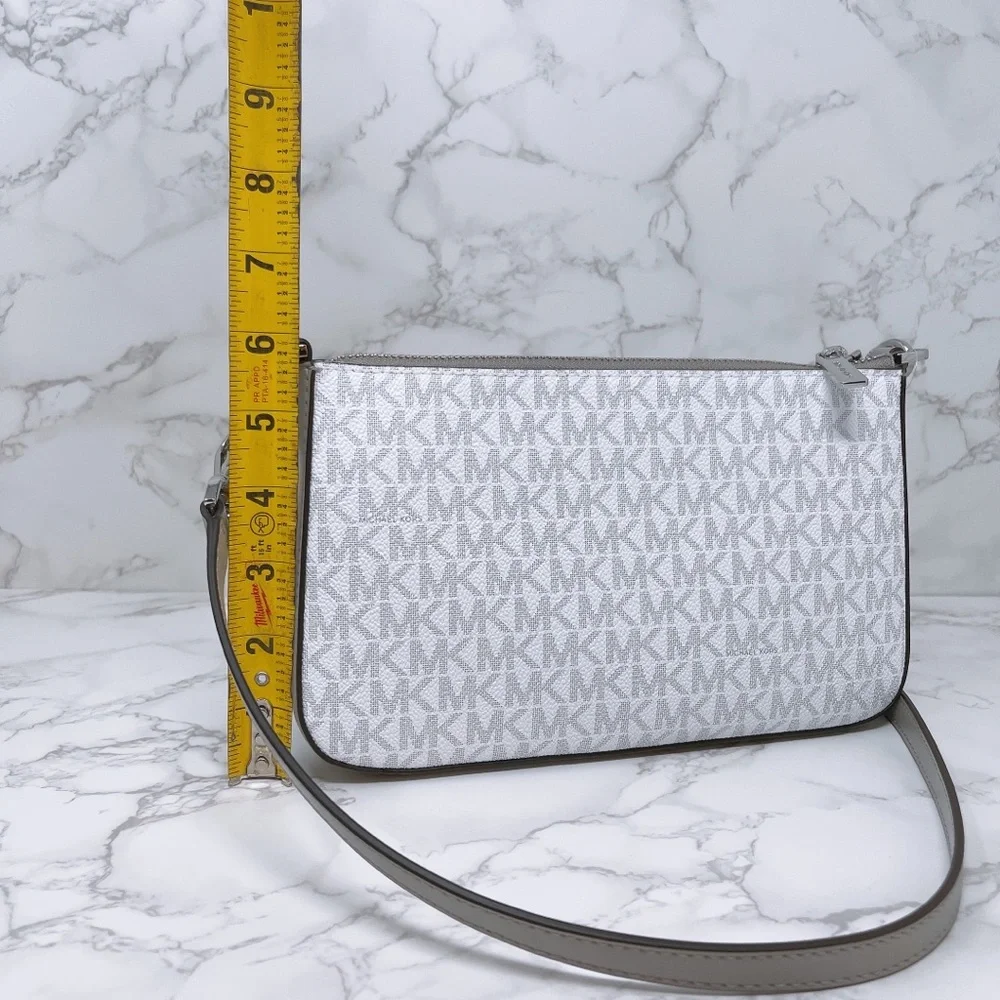 Michael Kors zip crossbody - Picture 7 of 7